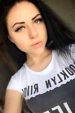 Алиса, метро Чертановская