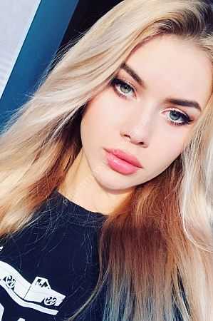 Надя, метро Дмитровская