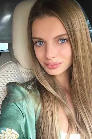 Нина, метро Соколиная Гора