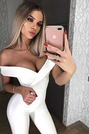 Алина, метро Ростокино