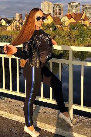Алиса, метро Маяковская