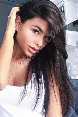 Аня, метро Серпуховская