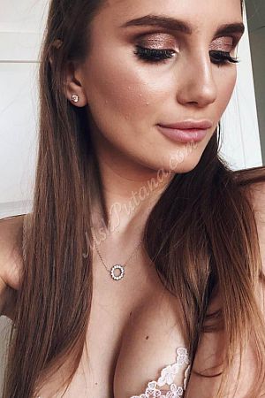 Хелена, метро Семёновская