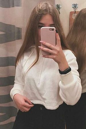 Лена, метро Рассказовка