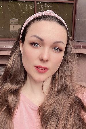 Анна, метро Спартак