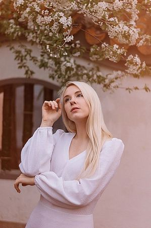 Анна, метро Нагатинская